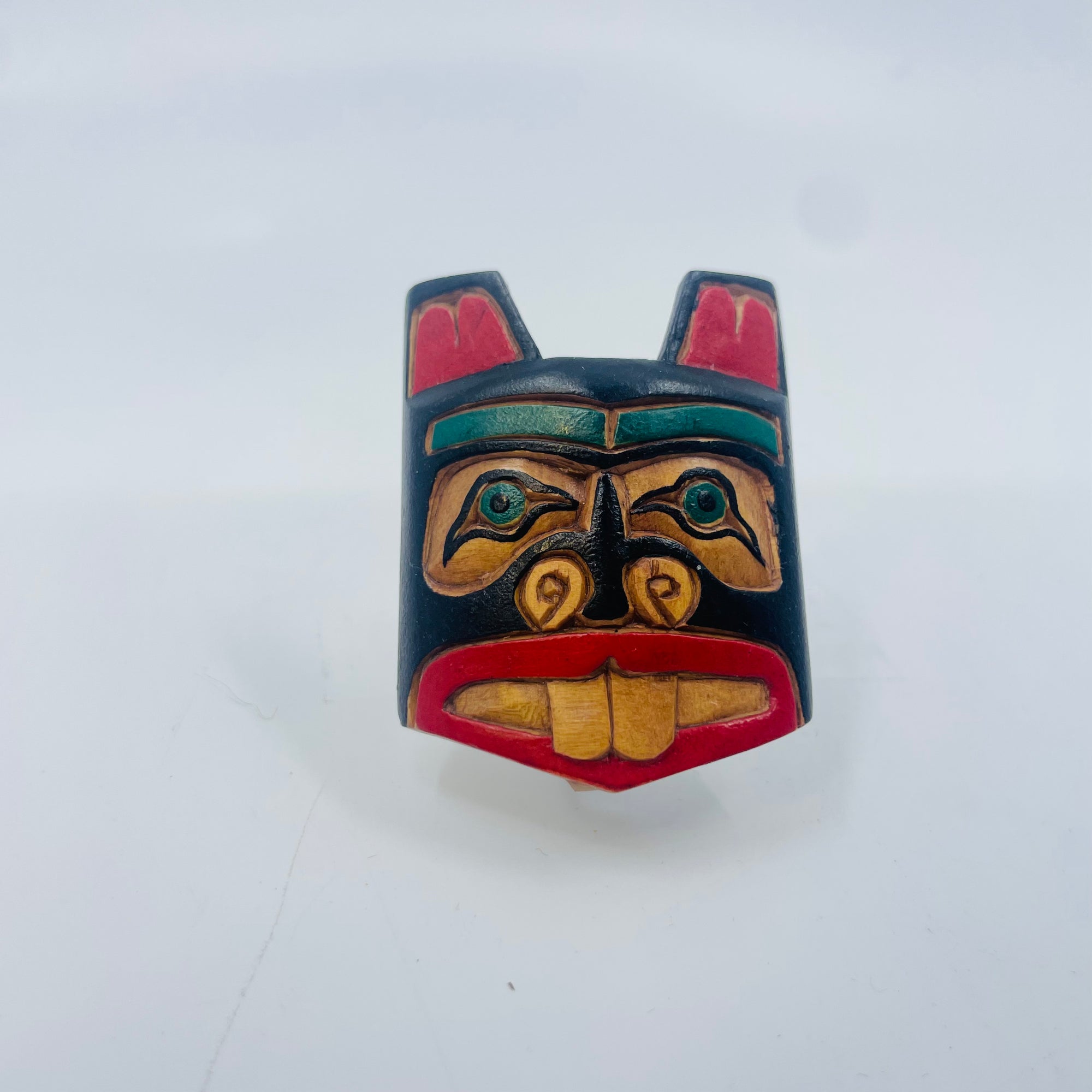 Artie George Magnets - Beaver - WM-Magnets-11a - House of Himwitsa Native Art Gallery and Gifts