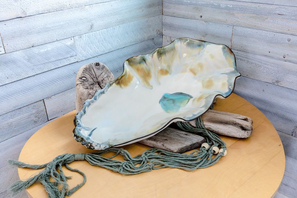 Oyster Large - Oyster Large -  - House of Himwitsa Native Art Gallery and Gifts