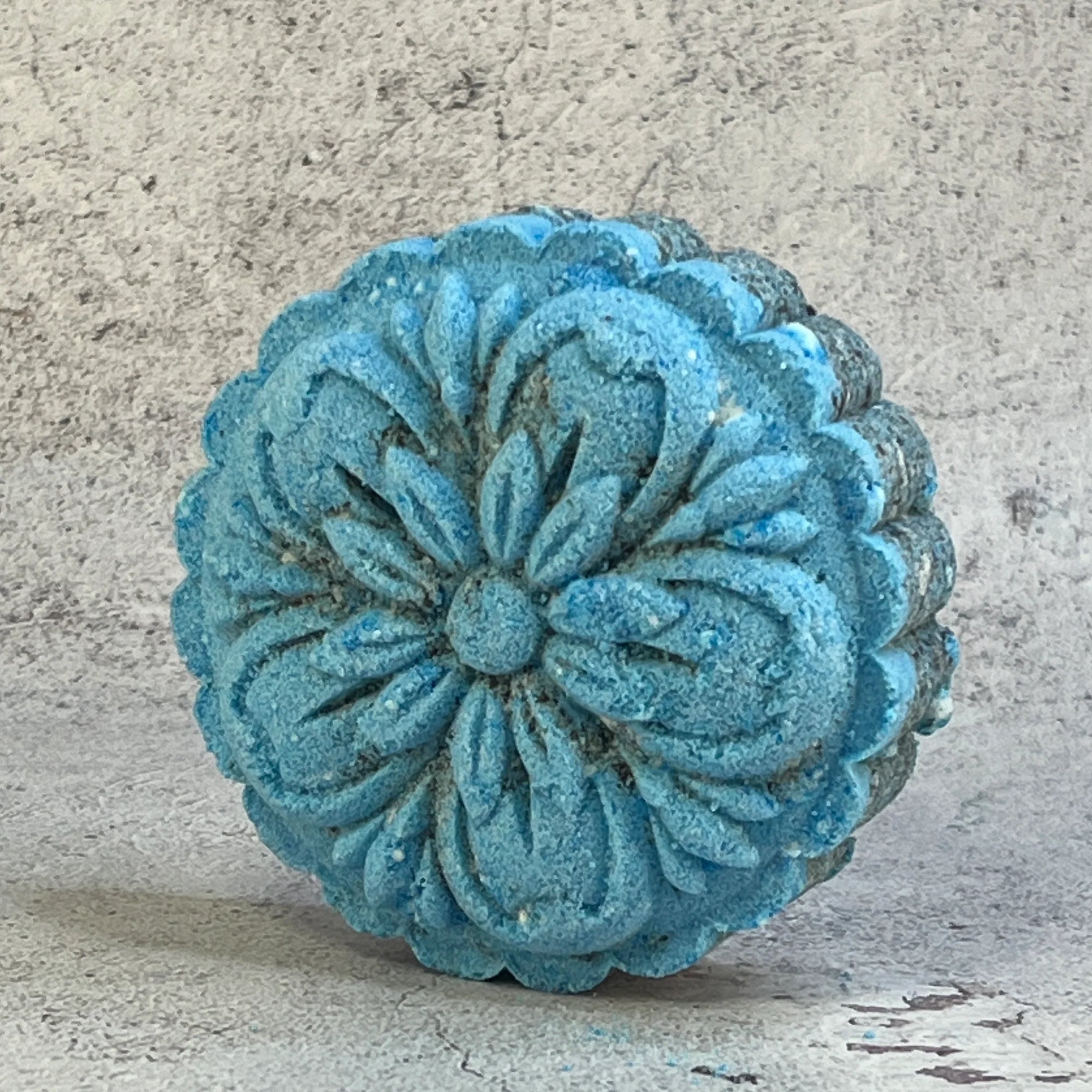 Ravensong Bath Bombs & Mooncakes - Ravensong Soap and Candle -  - House of Himwitsa Art Gallery