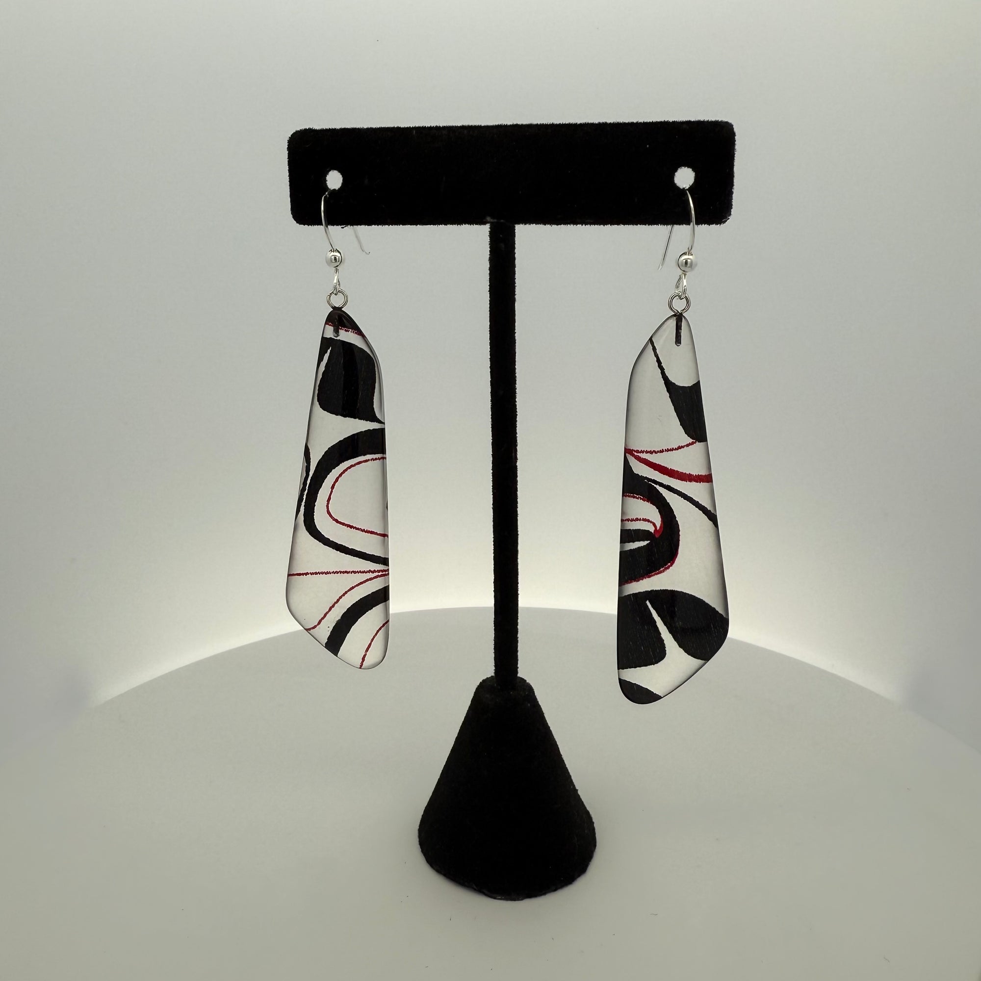 Corrine Hunt Silk Inspiration Earrings Red/Black