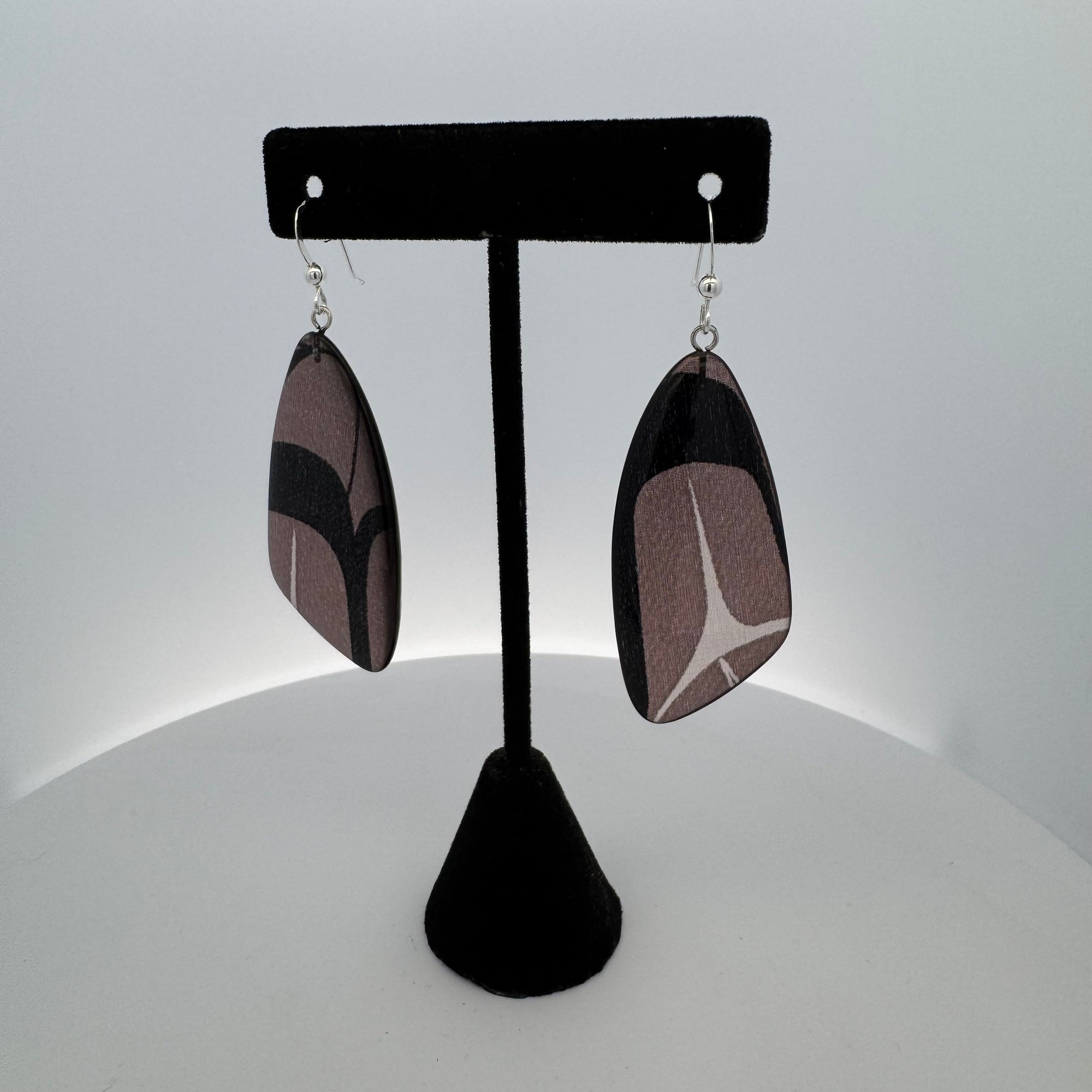 Corrine Hunt Silk Inspiration Earrings Onyx