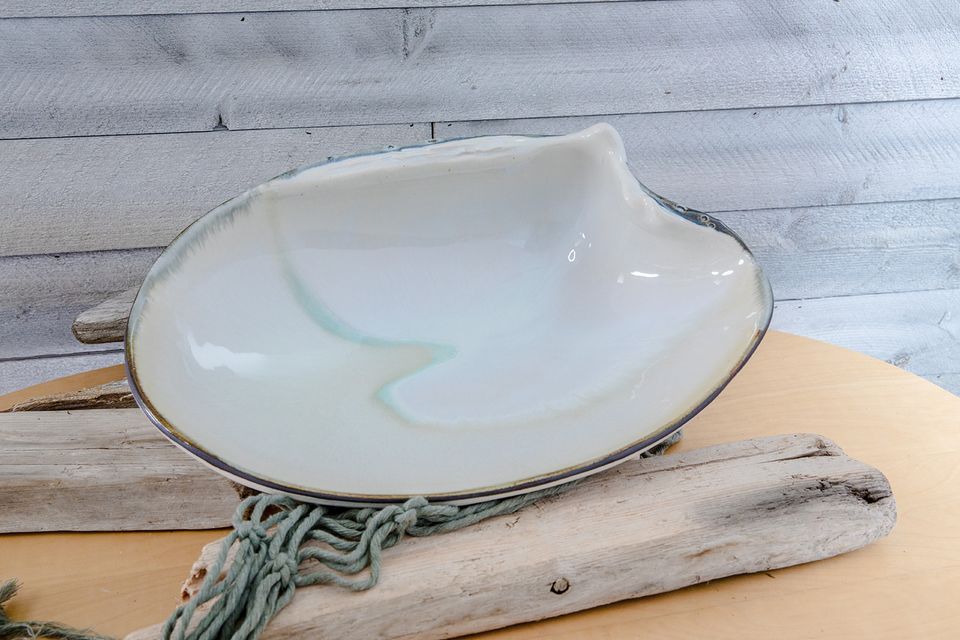 Clam Large Brwn - Clam Large Brwn -  - House of Himwitsa Native Art Gallery and Gifts