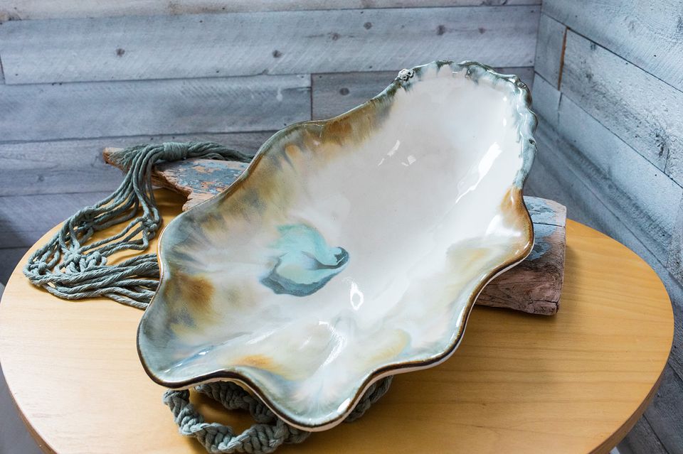 Oyster Medium - Oyster Medium -  - House of Himwitsa Native Art Gallery and Gifts