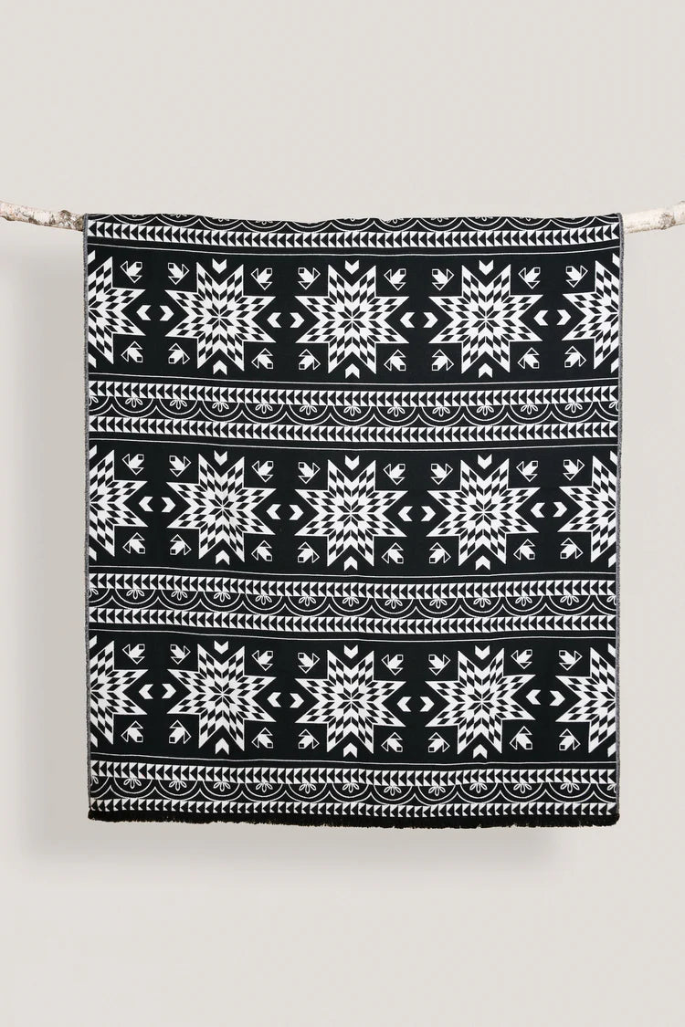 Mini Tipi Indigenous Blanket Star